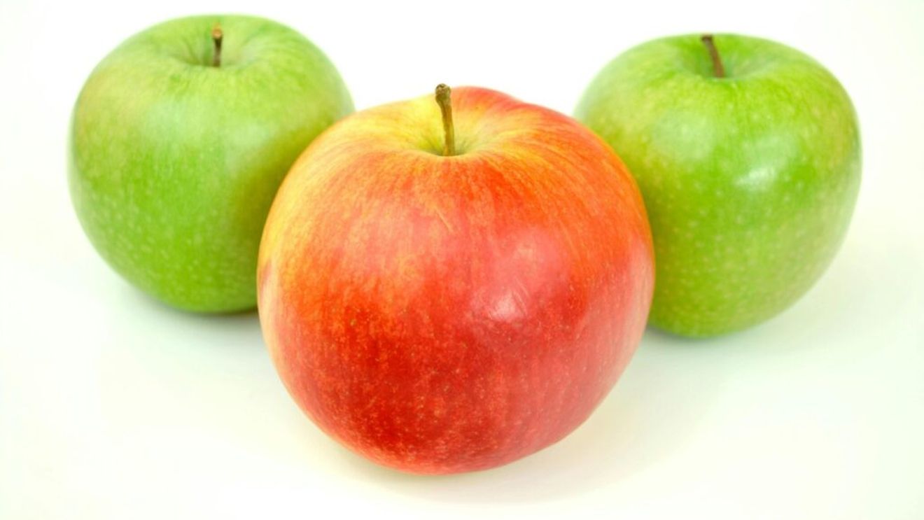 Dieta cu mere te ajută să slăbești și ar putea preveni cancerul, diabetul, bolile de inimă și maladia Alzheimer / Cum arată un astfel de plan alimentar