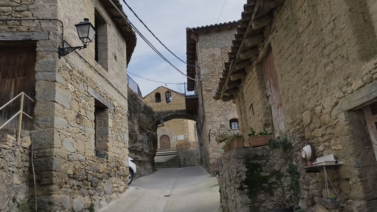 Satul din Spania unde poți primi o casă gratis şi un loc de muncă: Tot ce trebuie să faci este să ai grjă de barul din localitate