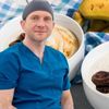 INTERVIU | Dr. Gabriel Dumitru explică ce poți mânca după rezecția apicală: „Iaurtul, supele cremă și piureurile sunt recomandate”