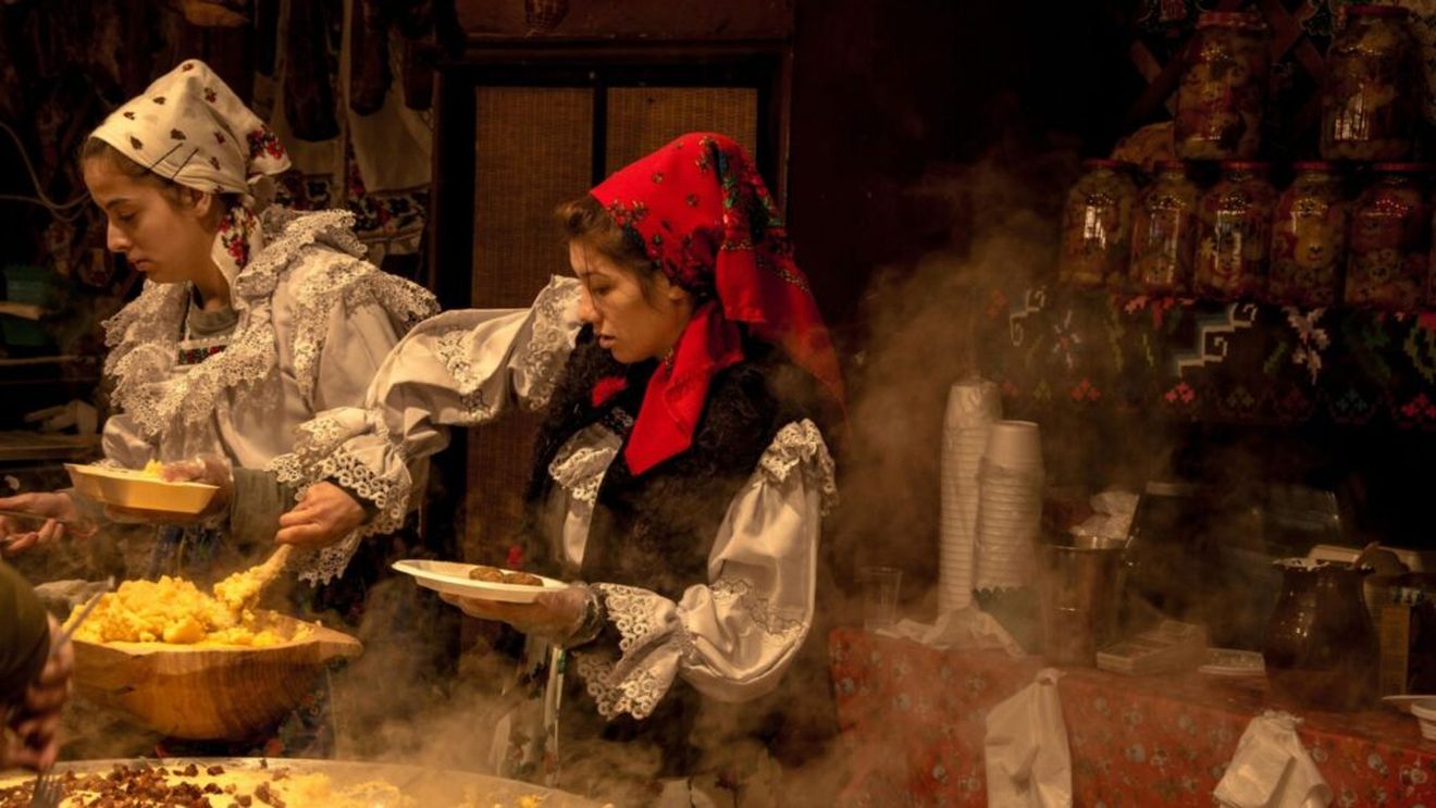 OPINIE O veste bună de Anul Nou: Tradițiile, inclusiv cele culinare, sunt aici, nu le-am pierdut / Cum le folosim?