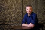 INTERVIU | Cât costă să deschizi o cafenea de specialitate în România în 2026. Cristian Turculeț, Anuva Coffee: „Chiria, salariile și utilitățile continuă chiar dacă vânzările cresc mai lent”