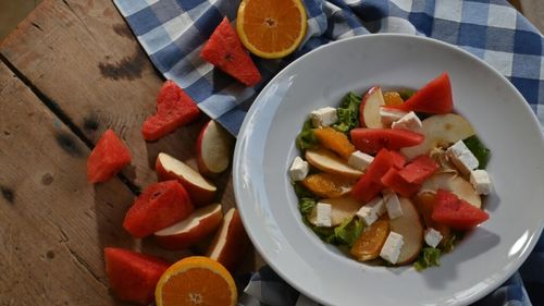 Șase tipuri de alimente care îți întineresc corpul, atât pe interior, cât și în exterior/ Dacă le mănânci frecvent vei arăta mai tânăr și vei fi mai sănătos