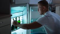 Băuturile alcoolice pe care nu ar trebui să le pui niciodată în congelator. Ce se întâmplă cu ginul, tequila și whisky-ul