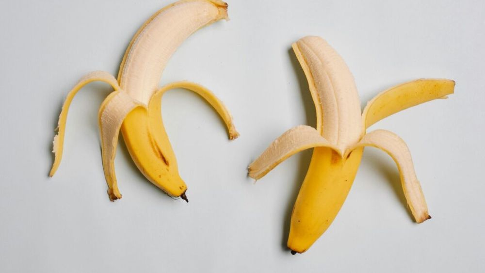 Slănină vegană din… coajă de banană/ După ce guști acest deliciu s-ar putea să nu mai privești niciodată o coajă în același mod
