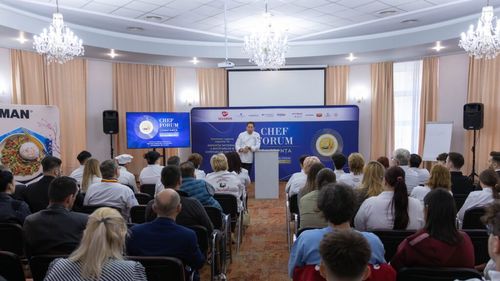 Chef Forum Craiova 2025: Patrimoniu gastronomic, tehnici moderne și demonstrații live, în prezența a peste 300 de profesioniști din domeniu / Chef Cezar Munteanu: „Creăm un spațiu de dialog și învățare, unde tradiția se întâlnește cu inovația”