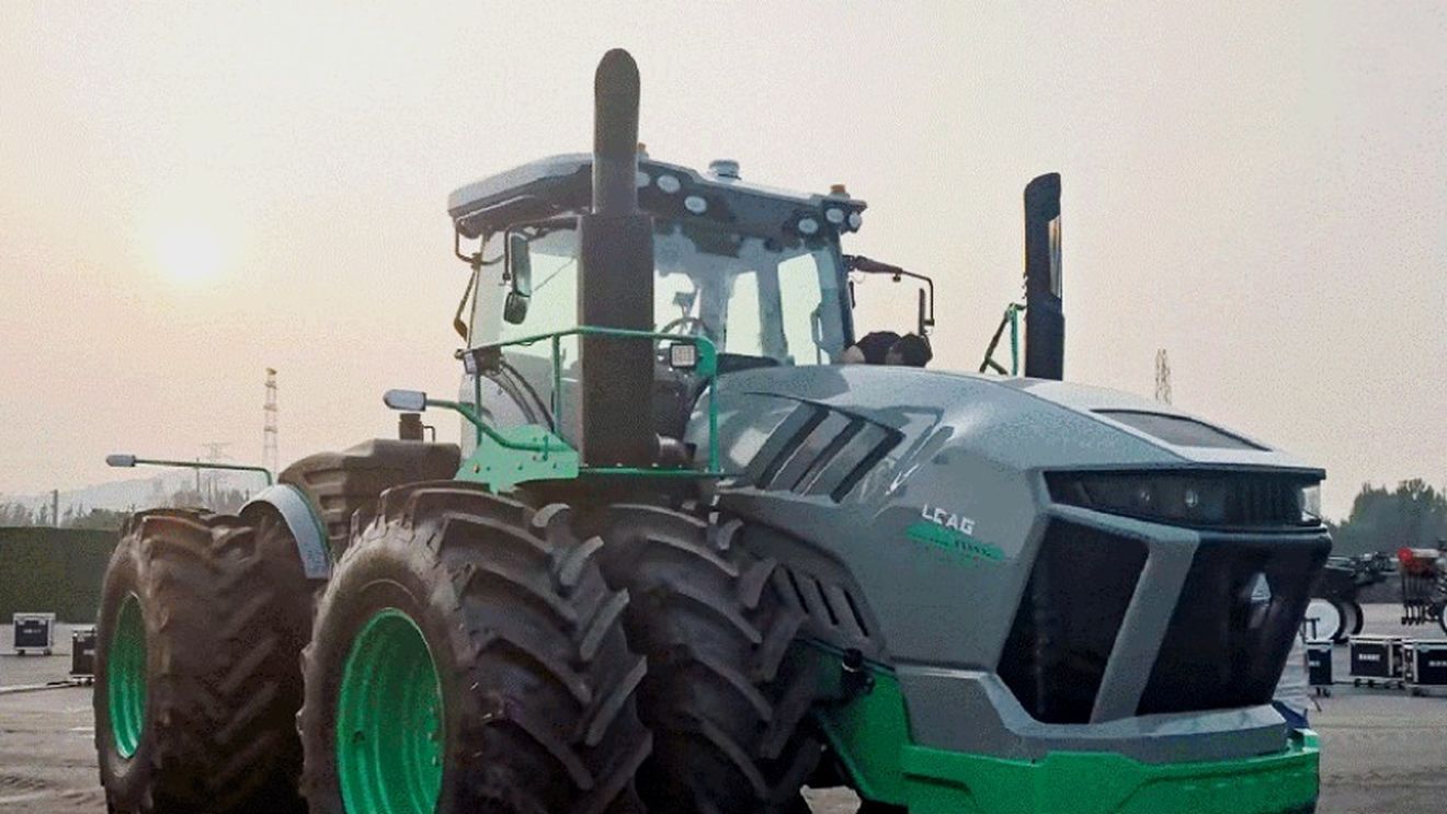 O companie din China lansează „cel mai puternic tractor hibrid din lume”. Cum arată și ce specificații are