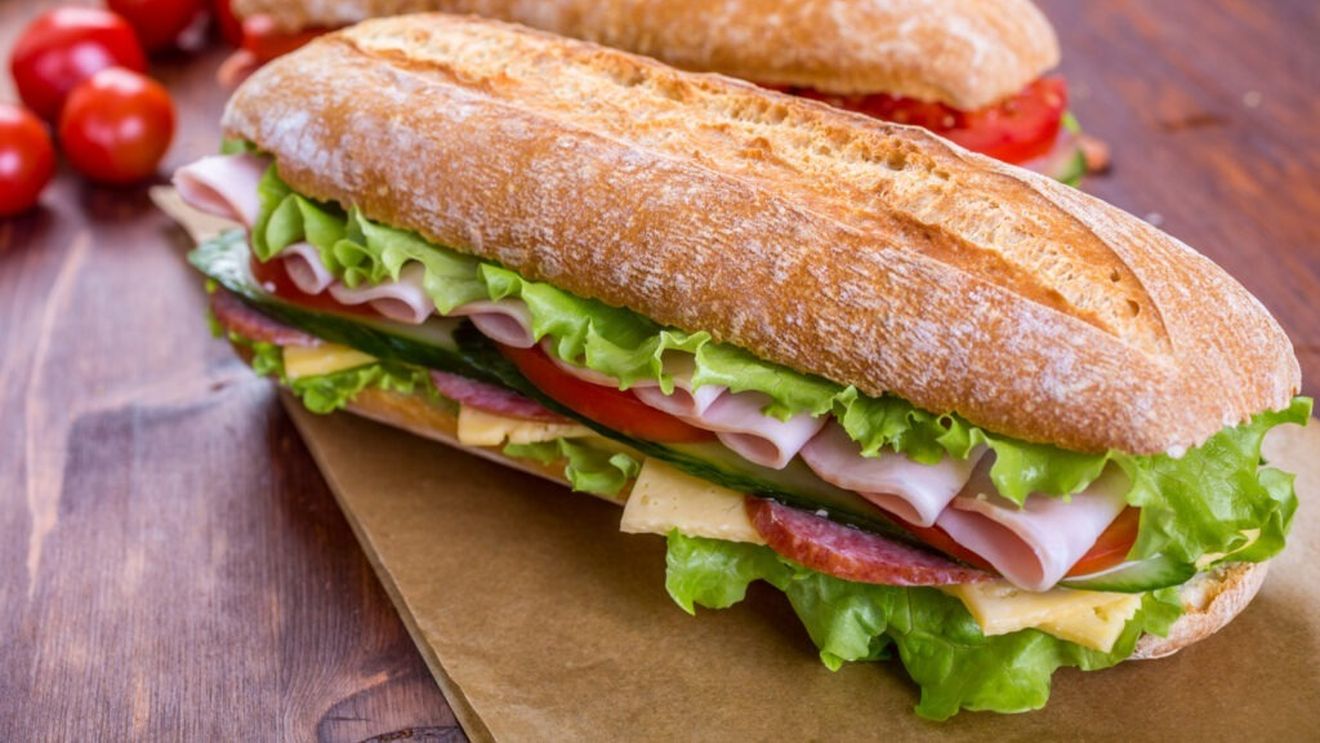 Scandaluri în lumea culinară / Proprietari de restaurante controversați, angajați iresponsabili sau incidente care au afectat imaginea unor lanțuri de fast-food