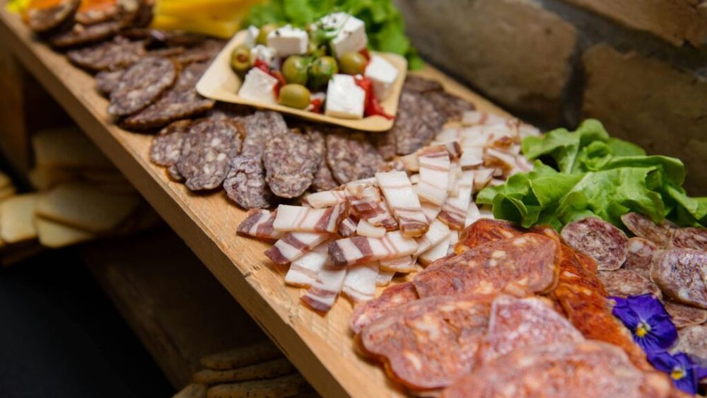 Paradoxal, consumul de grăsimi ajută la… pierderea grăsimilor/ Un studiu recent a descoperit că dieta bazată pe grăsimi te ajută să slăbești și ține în frâu diabetul și ficatul gras