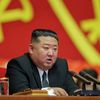 Kim Jong Un, probleme cu greutatea / Serviciile sud-coreene îl consideră „extrem de obez” și avertizează asupra riscului cardiovascular
