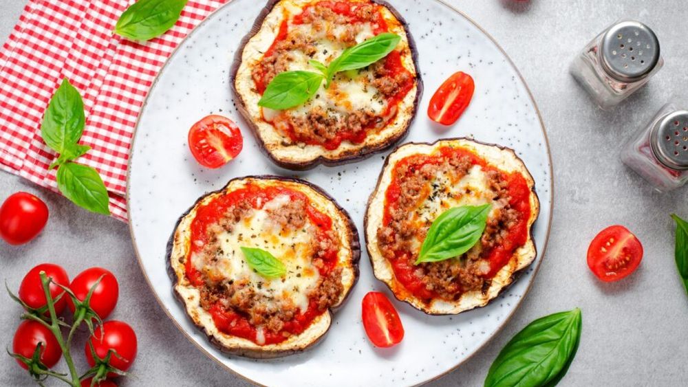 Ce să mănânci la meci fără să te îngrași. 3 idei pornind de la pizza, fără multe calorii și fără gluten