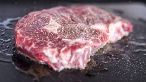 ABC în bucătărie | Cum să prepari perfect carnea/ Secretul este să nu aibă apă în exces