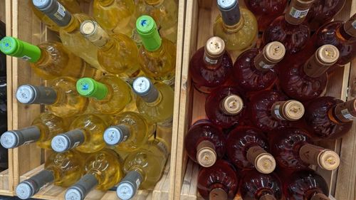 Curte a vinurilor locale, în cadrul Zilelor Culturale Partium/ Mai bine de zece crame din zona Satu Mare își prezintă oferta