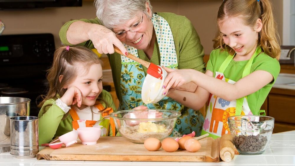 Studiu: Limitarea consumului de zahăr în primii doi ani de viaţă are beneficii durabile pentru inimă până la vârsta adultă