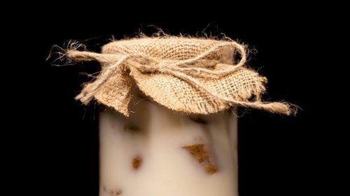 ABC în bucătărie | Carne la garniță: cum o faci, cum o păstrezi și câteva trucuri de la cei mai experimentați în conserve tradiționale