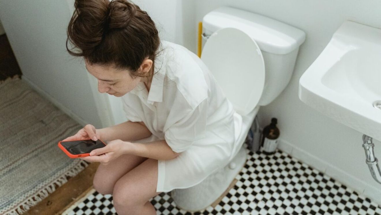 Tratamente pentru constipație pe care le poți încerca acasă, înainte să ajungi la medic și laxative / Alimentele care pot rezolva problema