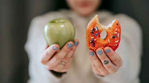 Trucuri pentru a ține sub control poftele alimentare, în timpul postului intermitent/Un nutritionist dezvăluie câteva modalități simple, menite să te ajute să nu te abați de la dietă