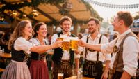 Dispute în jurul halbelor de la Oktoberfest / Berarii germani își apără locul într-o piață tot mai competitivă