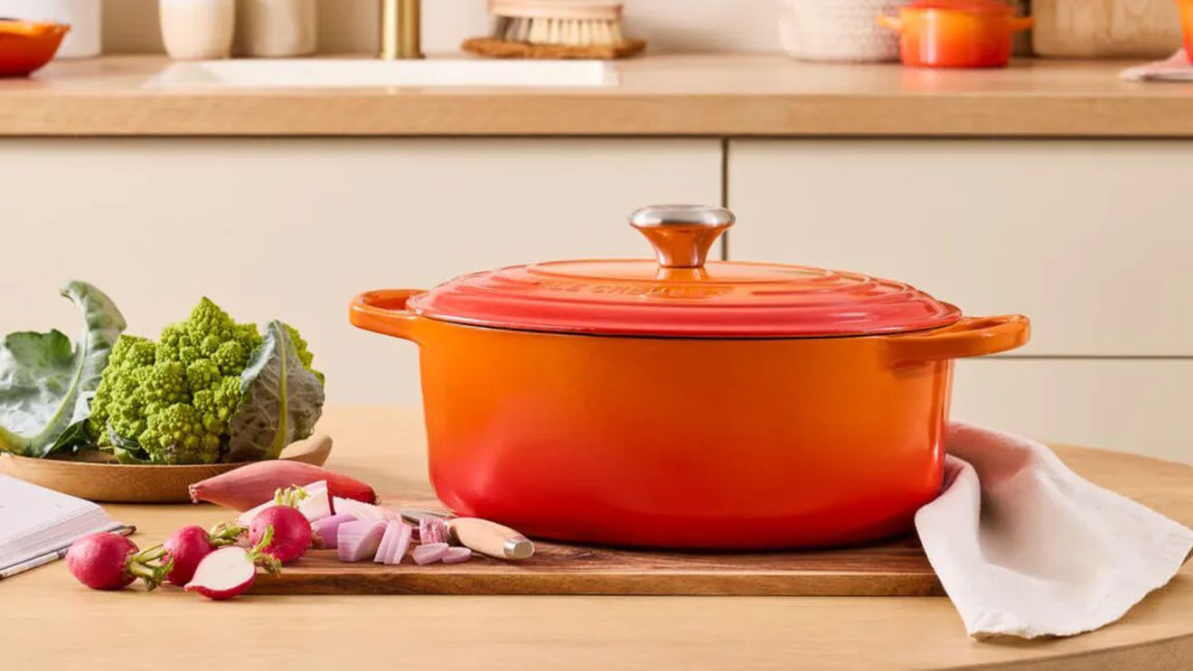 Cum a ajuns o afacere cu oale colorate un succes global. Povestea Le Creuset, un brand vechi de 100 de ani