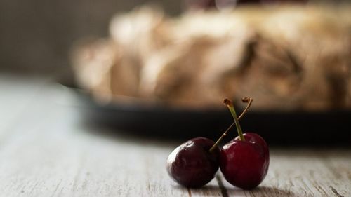 6 alimente care conțin melatonină și pot susține un somn mai bun. Unul dintre ele este o surpriză