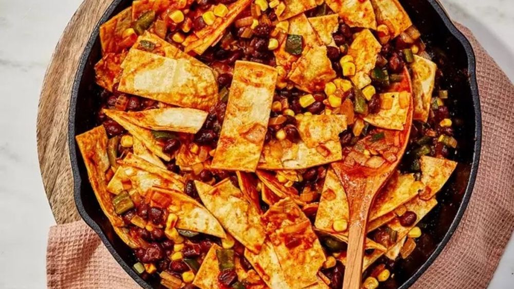 Enchilada cu fasole neagră, mâncarea perfectă într-o singură cratiță/Rețeta cu care nu vei da greș niciodată