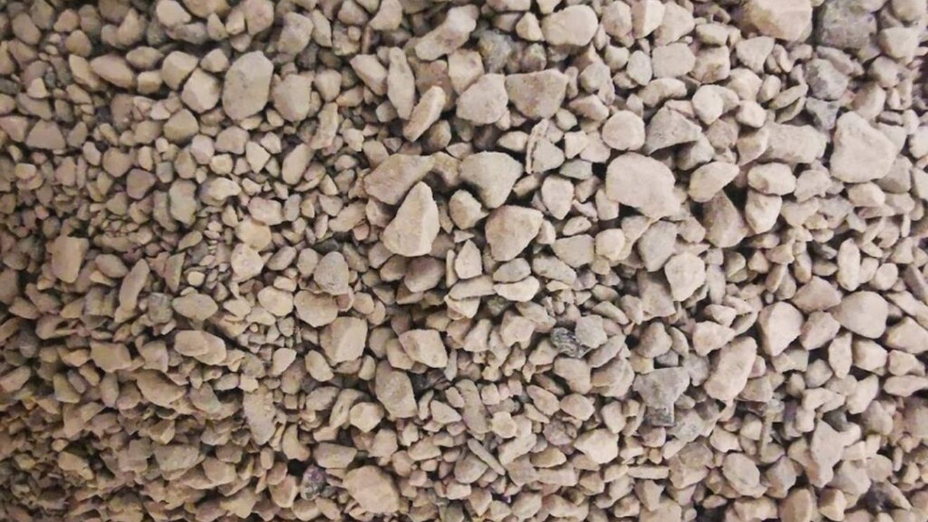 Diatomitul, material unic la nivel naţional, ar putea fi introdus în agricultură graţie unor brevete de invenţie