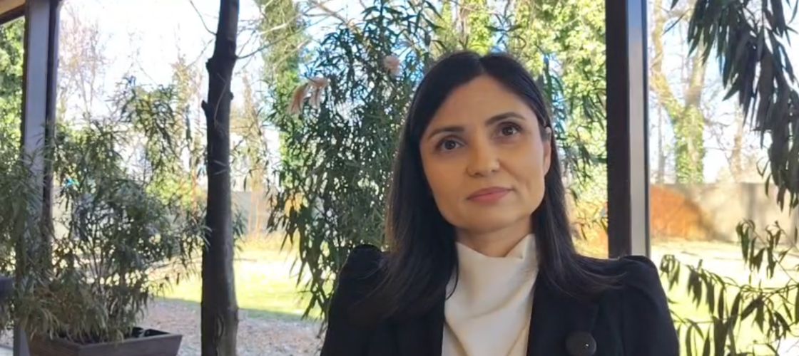 VIDEO | Motorina se scumpește chiar în plină campanie agricolă. Iulia Blagu (fermier din Ialomița): „Ajungem să ne întrebăm dacă mai putem să înființăm culturile de primăvară. Mulți știu că fermierii nu mai sunt bancabili”