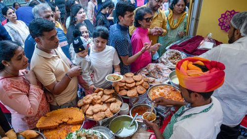 O femeie s-a întors din India cu 38 de paraziți în creier, deși ținuse o dietă vegetariană/ Ce au descoperit medicii
