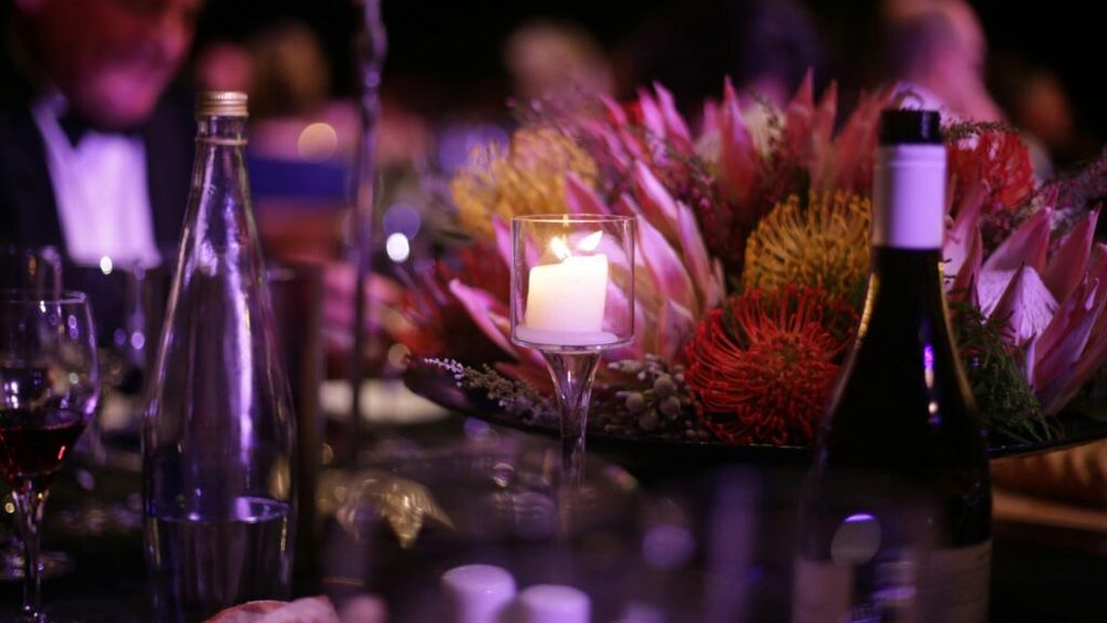 Ce să nu lipsească de pe masă la o cină romantică atunci când revii din vacanță. Mai multe idei de meniu și o rețetă erotică a scriitoarei Isabel Allende