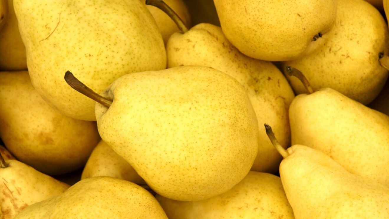 Probleme cu constipația? Fructe, în locul laxativelor. Care fructe ajută digestia și câte fibre conține fiecare