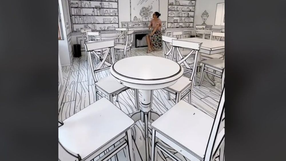 VIDEO Prima cafenea 2D din România s-a deschis la Brașov / „E cea mai instagramabilă cafenea” / Tot mobilierul e pictat manual