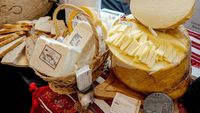 Craiova: Desert inspirat din viața și opera lui Constantin Brâncuși, degustări de produse IGP și specialități din Oltenia, la Treasures of the East