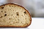 ABC în bucătărie | Când expiră, de fapt, pâinea / Patru semne care arată că nu mai este bună pentru consum, chiar dacă termenul de valabilitate nu a trecut