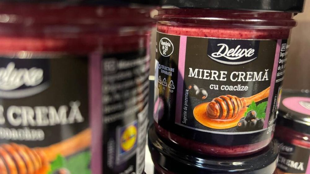 Lidl aduce o nouă delicatesă produsă local în gama sa premium Deluxe: Miere cremă cu fructe fabricată la Vaslui