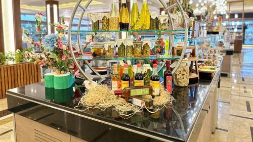 ANPC recomandă consumatorilor să verifice preţul afişat şi stocul în perioada reducerilor