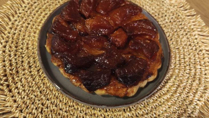 VIDEO FOTO | Tarte Tatin. Povestea și rețeta originală a celebrei tarte franțuzești cu mere. Servește-o cu înghețată