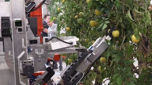 Un conglomerat turcesc deschide o fabrică în Slovenia care produce vehicule autonome pentru agricultură / Roboții, vânduți la prețuri mai mici decât cei produși de concurență