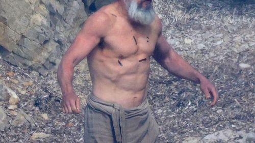 Ce a eliminat din dietă Matt Damon pentru a slăbi peste zece kilograme înainte să înceapă filmările pentru Odissea. „A spus că mă vrea slab, dar puternic”