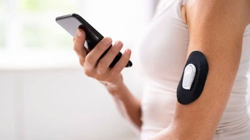 Milioane de oameni folosesc dispozitive mobile pentru a-și monitoriza glicemia, dar acestea nu ajută pe toată lumea/ În realitate, nu sunt foarte precise pentru persoanele care nu suferă de diabet