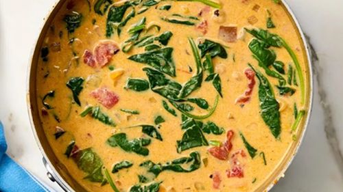 Supă de năut gata în 20 de minute: o rețetă cremoasă, bogată în fibre și gust, perfectă pentru un prânz în familie