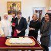 Stollen de patru kilograme, transportat cu mașina până la Vatican / Prăjitura tradițională germană era prea fragilă pentru avion