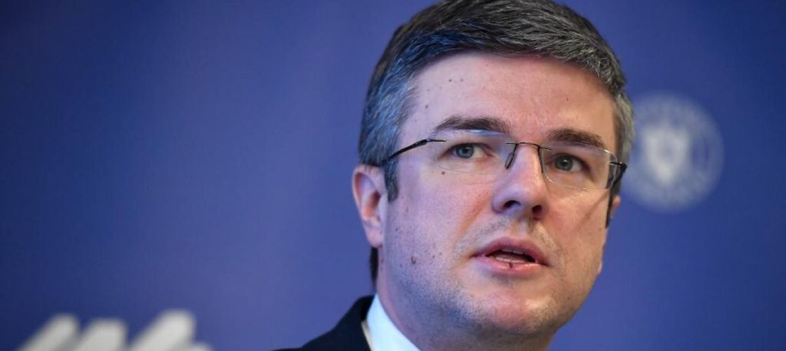 Ministrul Turismului: „Sectorul HoReCa nu trebuie să suporte singur efectele scăderii consumului”