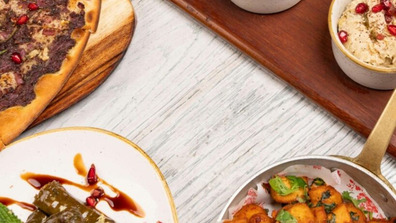 Hummus de dovleac în combinație cu legume și măsline - o cină cât se poate de rapidă, cu produse de sezon/ Rețetele Juanitei