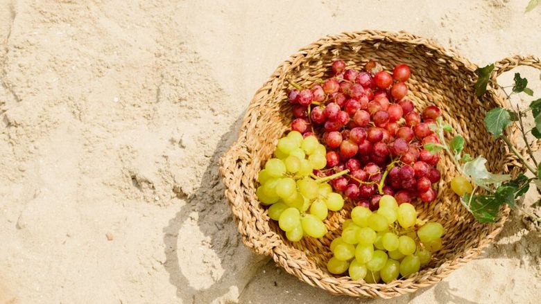 Fructul care ar putea ajuta pielea să se protejeze singură de soare / Cercetătorii spun că influențează activitatea genelor