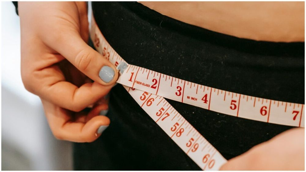 Ce este dieta bazată pe sistemul Unani/ Echilibrarea organismului prin reglarea electroliților, pH-ului și microbiotei/ Un cunoscut actor spaniol a slăbit și se menține în perfectă formă la 50 de ani urmând aceste principii