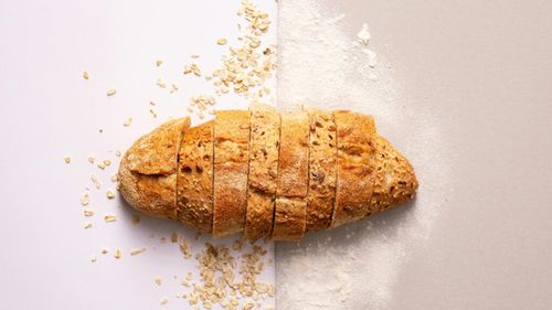 Mici secrete cum să congelezi și să decongelezi pâinea pentru a evita risipa