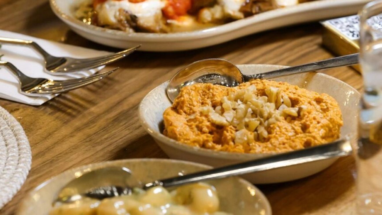 Rețetele Juanitei | Pate din ciuperci, ideal pentru o cină sau o gustare de post/ Îl servim alături de legume proaspete pentru o masă nutritivă