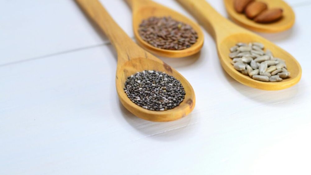 O combinație perfectă de semințe pentru a-ți începe ziua cu un ceai digestiv, antioxidant și antiinflamator