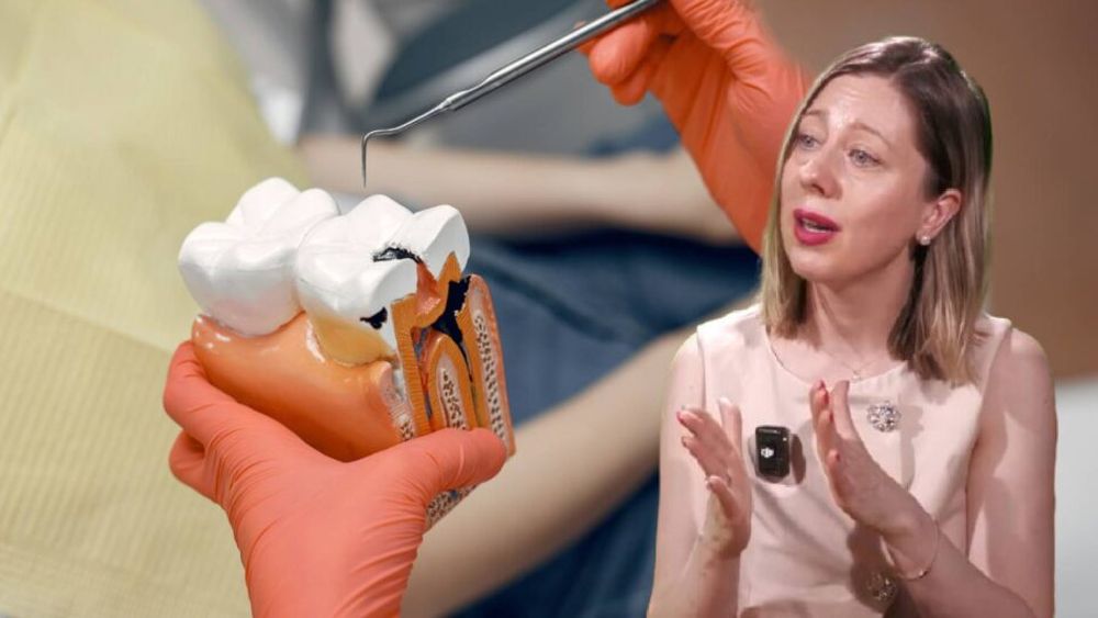VIDEO | De ce apar cariile și bolile gingiilor / Dr. Mariana Cărămidă: „Alimentele cu un conținut crescut de zahăr fermentează în contact cu bacteriile din cavitatea bucală. Această fermentație produce aciditate, iar aciditatea este cea care demineralizează dinții”
