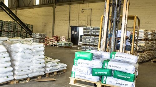 Primul depozit din România destinat exclusiv inputurilor agricole, construit de către belgienii de la H.Essers pentru Agricover, la Bolintin Deal / Investiția depășește 7,5 milioane de euro