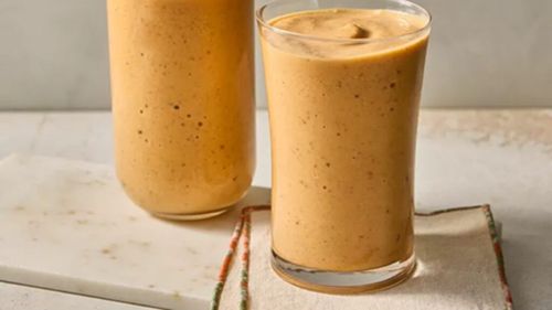 Smoothie cu gust de carrot cake / Un mic dejun cu gust de desert, dar sănătos 